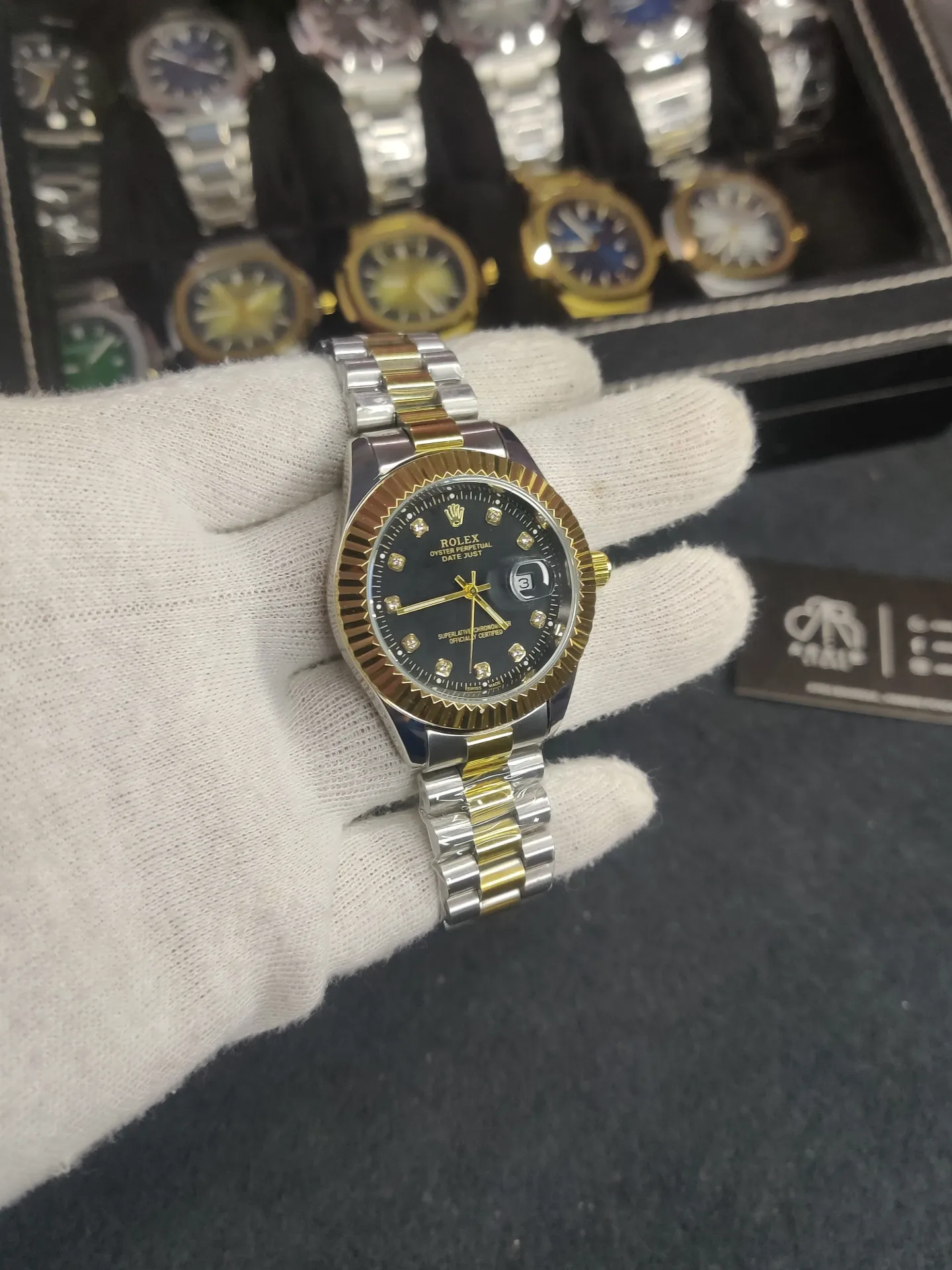 Rolex two tone chain- Black dial