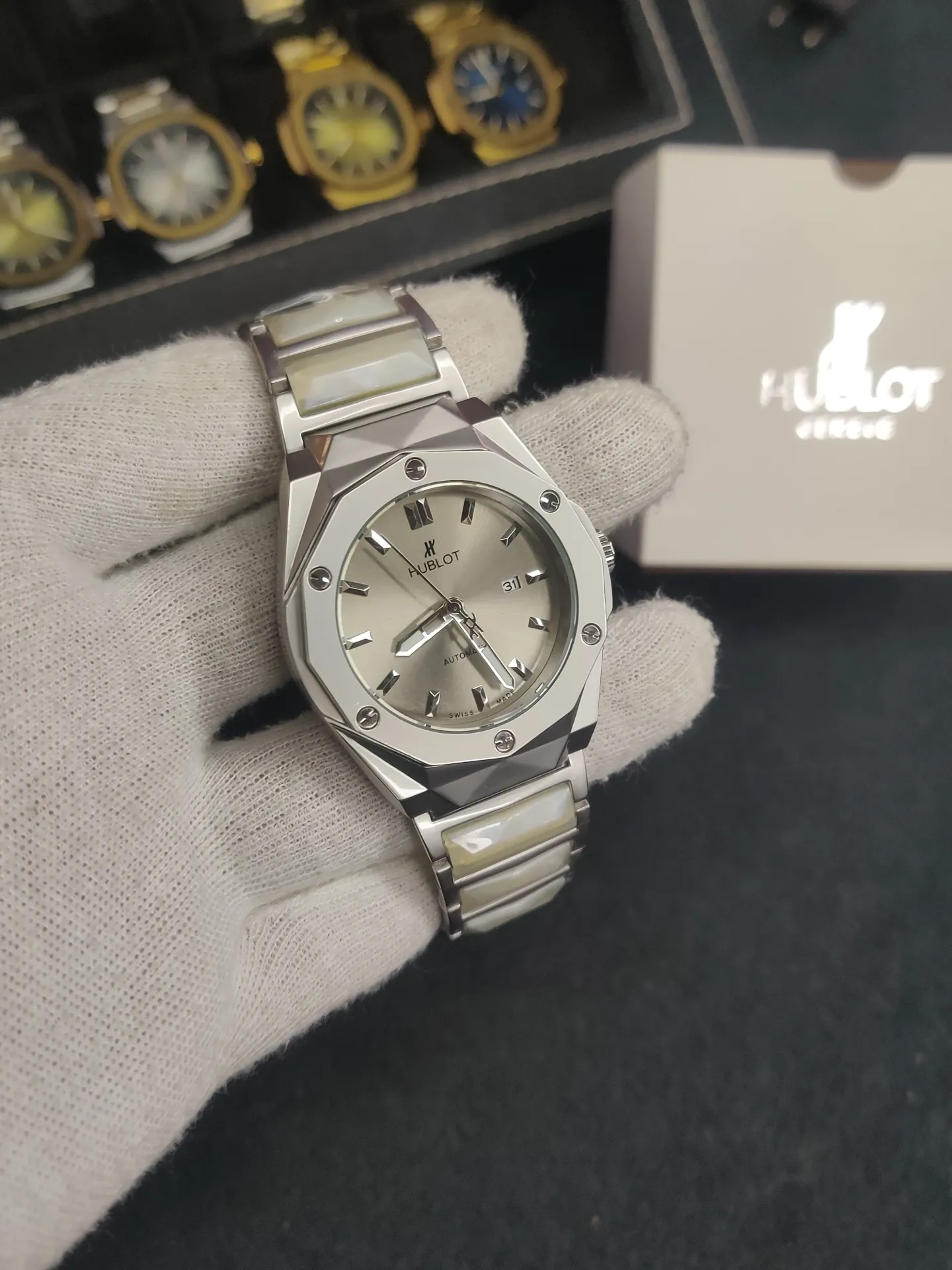 Hublot diamond cut bone chain- White dial