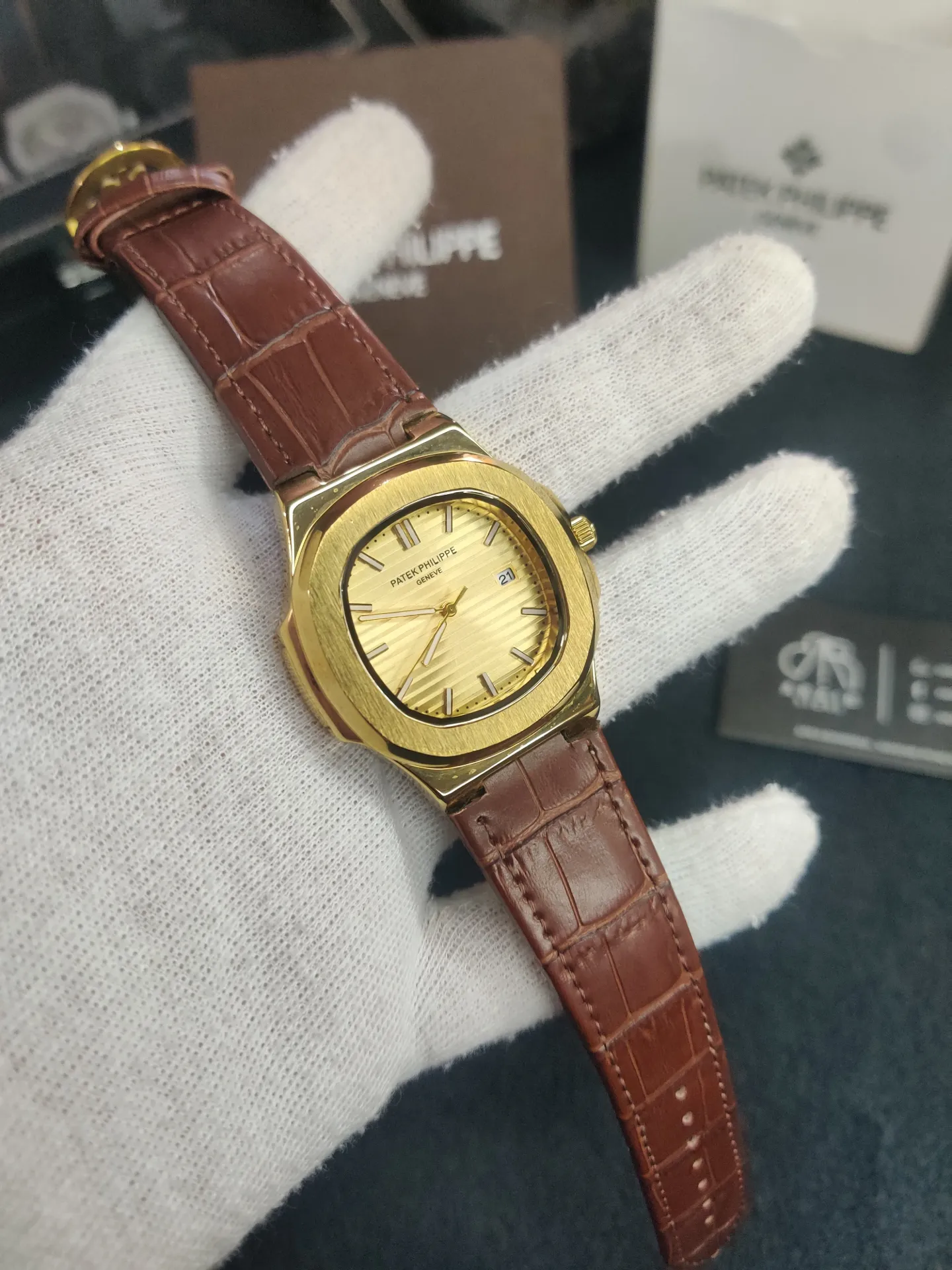 PP brown leather strap- Golden dial