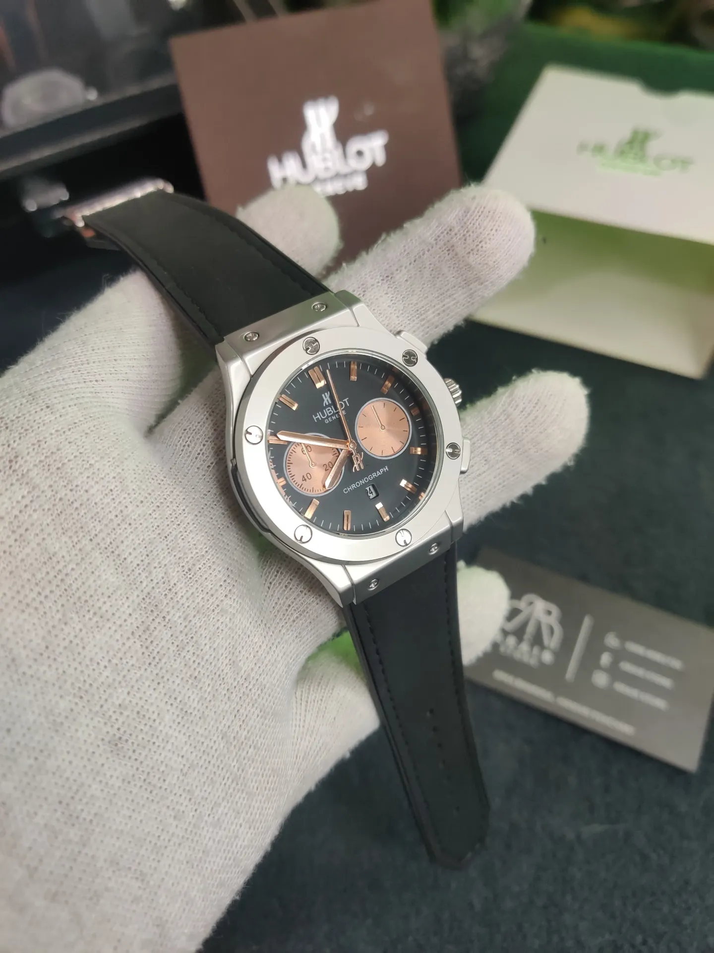 Hublot silicon strap- Black and Golden dial