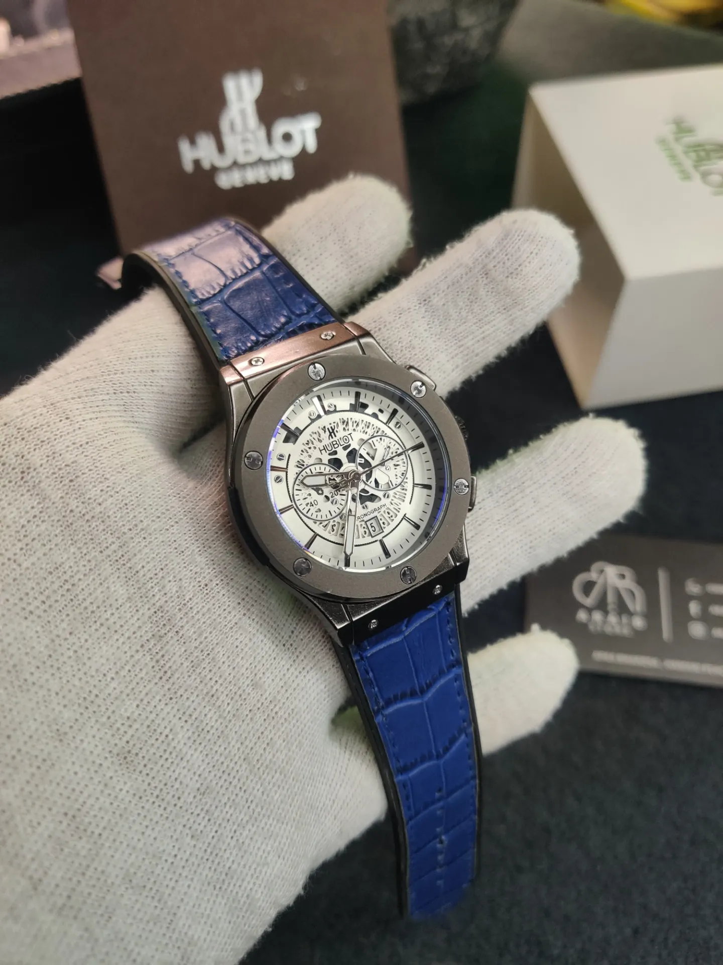 Hublot silicon blue strap- White dial