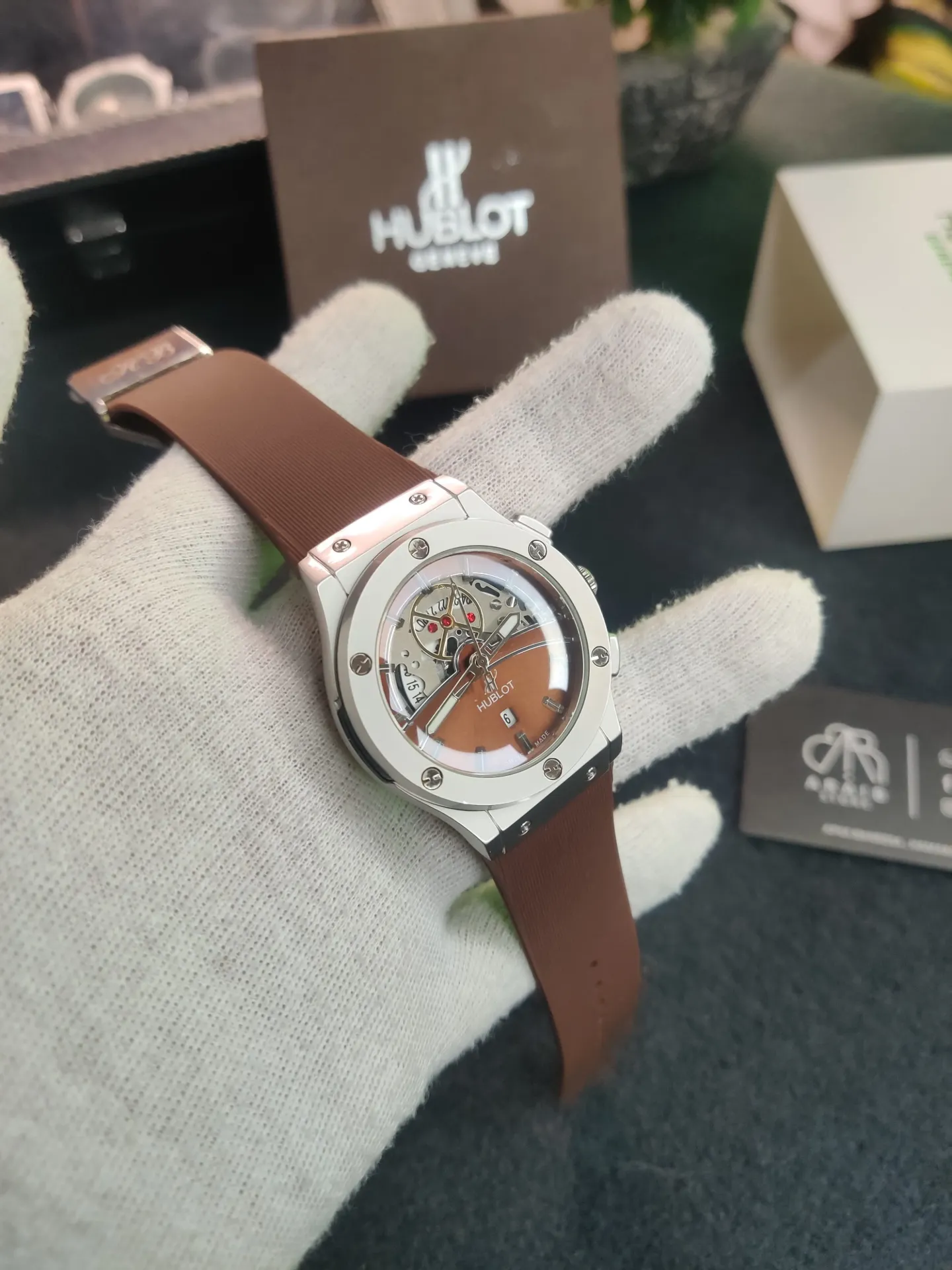 Hublot brown silicon strap- Brown dial